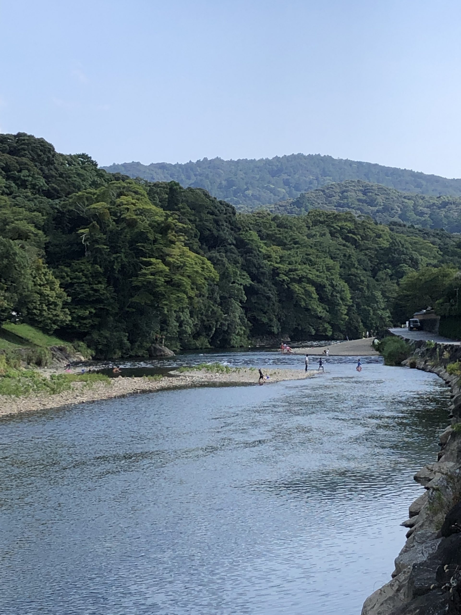 昼下がりの水遊び